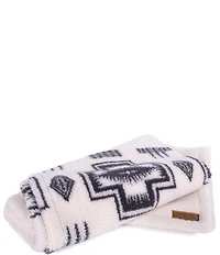 Pendleton Pet Classic Harding Tonal Natural Pattern Berber Plush Throw Blanket