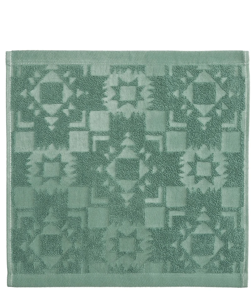 Pendleton Sculpted Towel Collection Southwestern Geometric Pattern 3-Piece Bath Towel Set