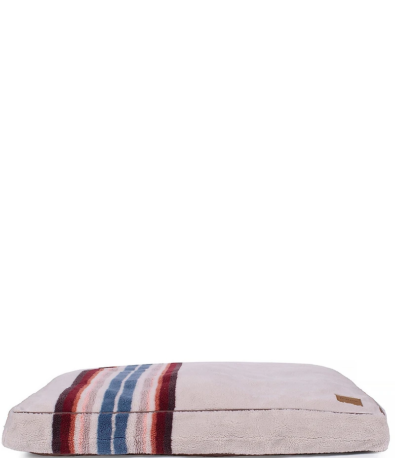 Pendleton Serape Rosewood Jacquard Knitted Berber Napper Dog Bed with Removeable Cover
