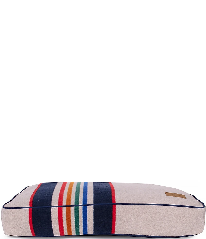 Pendleton Yellowstone National Park Napper Pet Bed with Removable Cover