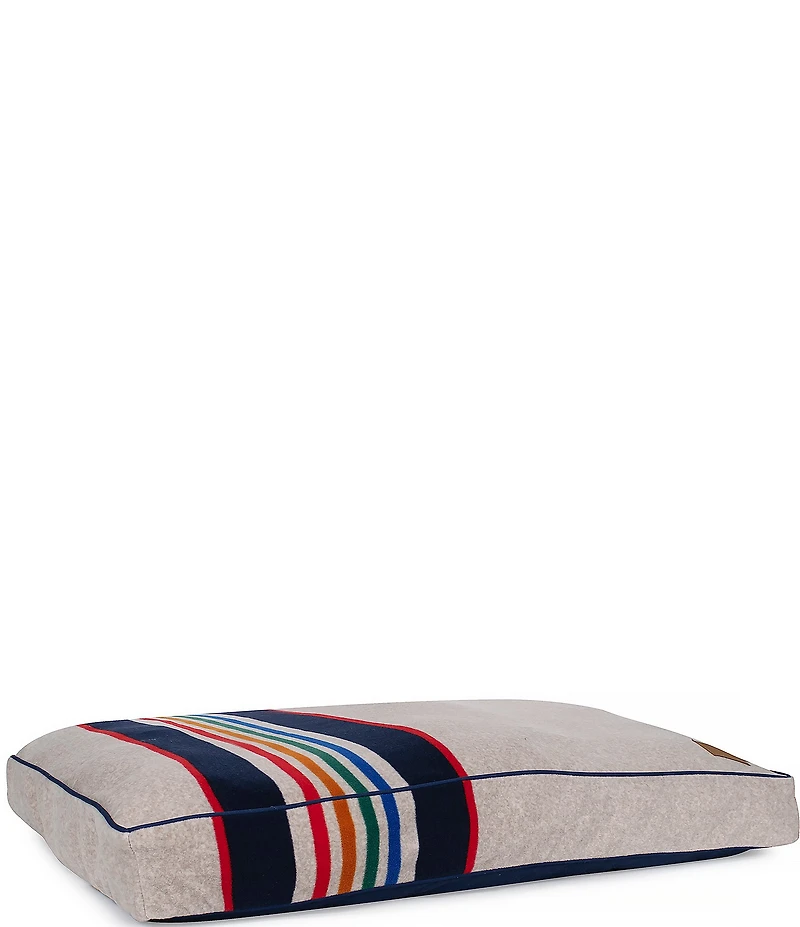 Pendleton Yellowstone National Park Napper Pet Bed with Removable Cover