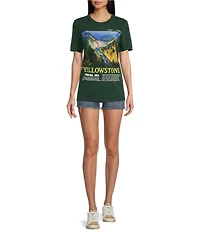 Philcos Short Sleeve Crew Neck Graphic T-Shirt