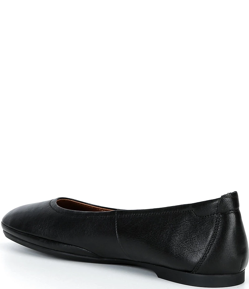 Pikolinos Carmona Leather Ballet Flats