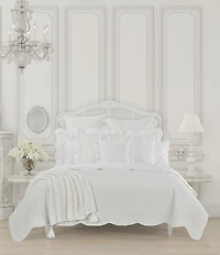 Piper & Wright Amherst Collection Channel Stitch Scallop Border Reversible Quilt