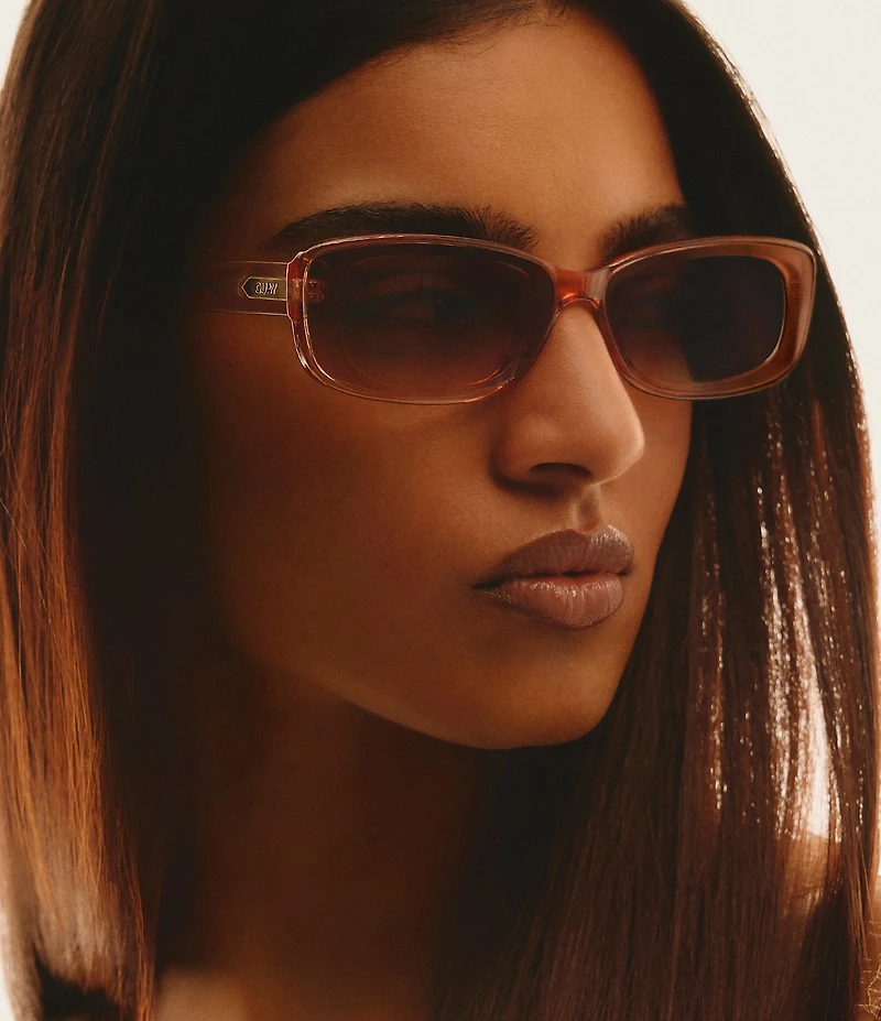 QUAY Women's Vibe Check 35mm Rectangle Sunglasses