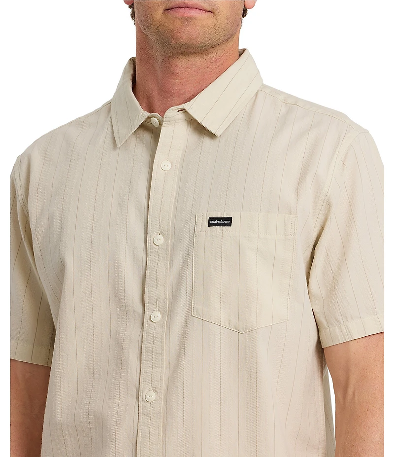 Quiksilver Dobby Stripe Collared Neckline Short Sleeve Button Front Seersucker Shirt