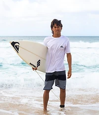 Quiksilver Surfsilk Tijuana 19#double; Outseam Mixed Media Board Shorts