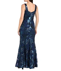 R & M Richards Petite Size Long Matte Floral Pattern Sequin Dress