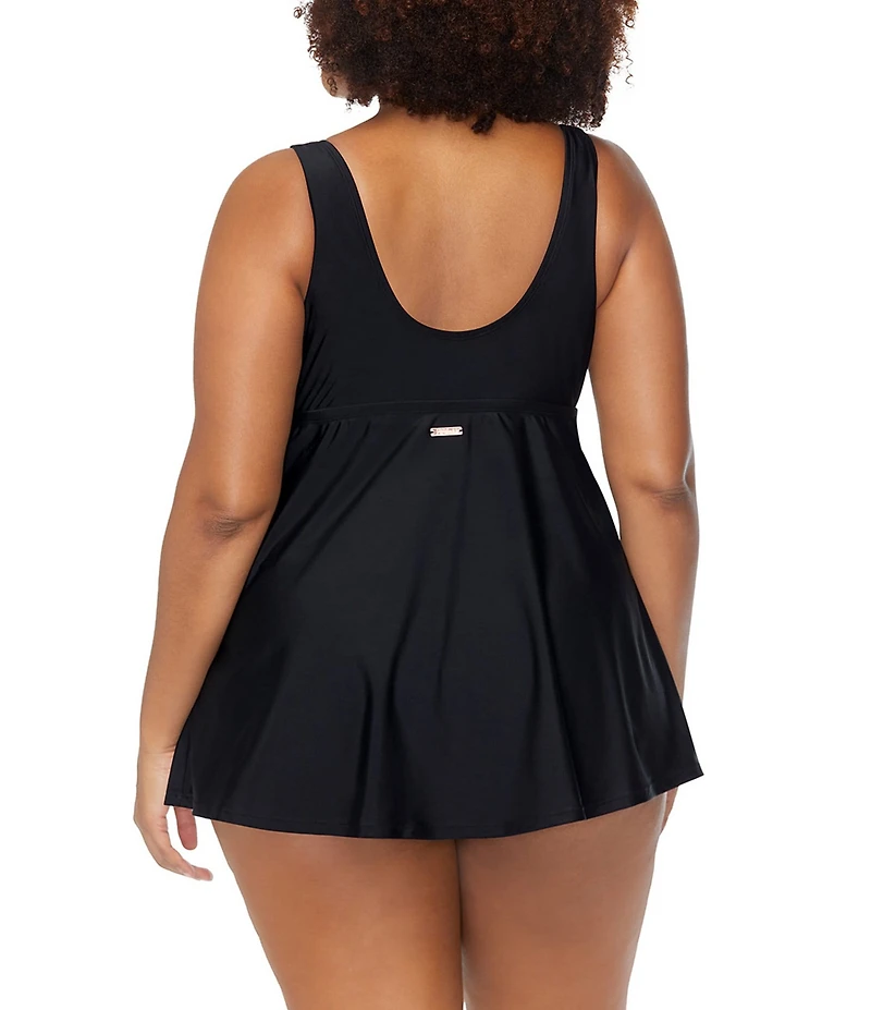 Raisins Curve Plus Size Lucia Solid V-Neck Cross Front Twist One Piece Swimdress