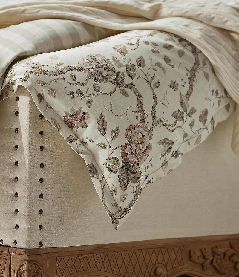 Ralph Lauren Elsie Collection Jacobean Floral Comforter