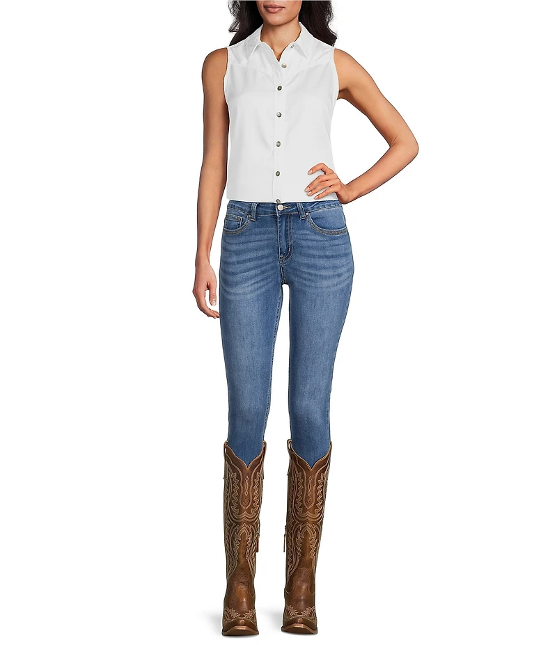 Reba Annie Point Collar Sleeveless Blouse