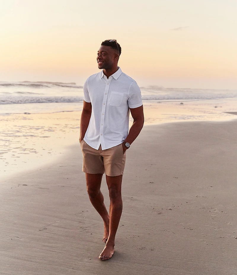 RHONE Commuter Seersucker Short Sleeve Woven Shirt