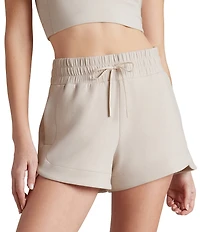 RHONE DREAMGLOW™ 3#double; Pull On Shorts