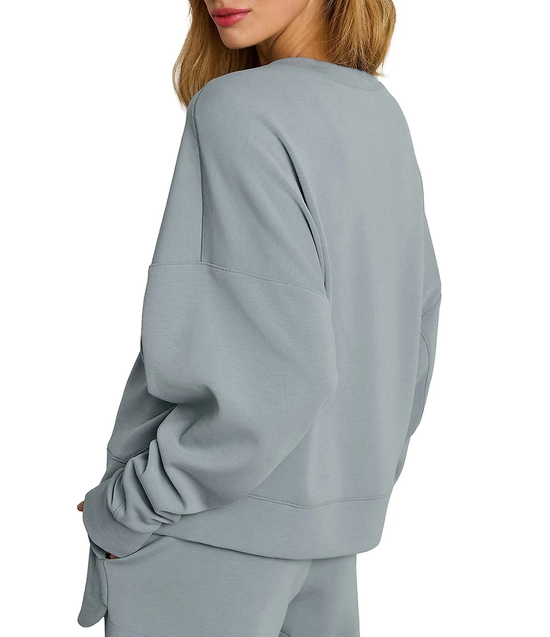 RHONE DREAMGLOW™ Crew Neck Long Sleeve Pullover