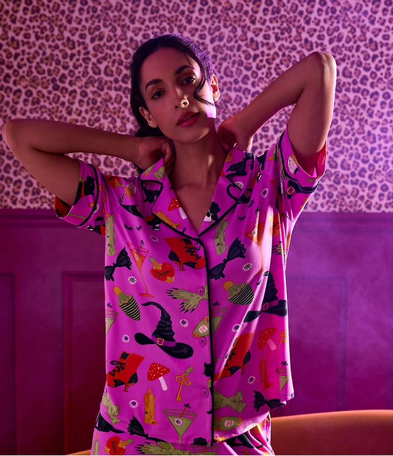 Room Service Halloween Print Short Sleeve Notch Collar Jersey Knit Shorty Pajama Set