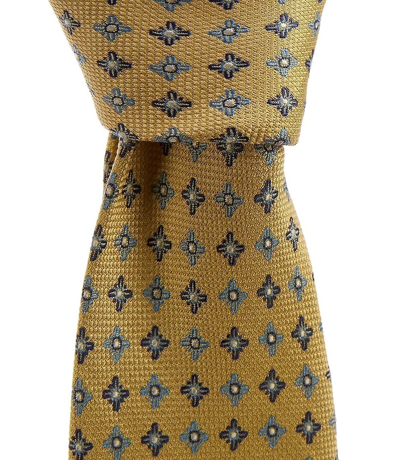 Roundtree & Yorke Big & Tall Big Burst Neat 3 3/8#double; Silk Tie