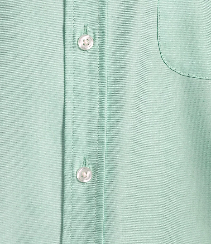 Roundtree & Yorke Big & Tall TravelSmart Easy Care Short Sleeve Solid Twill Sport Shirt