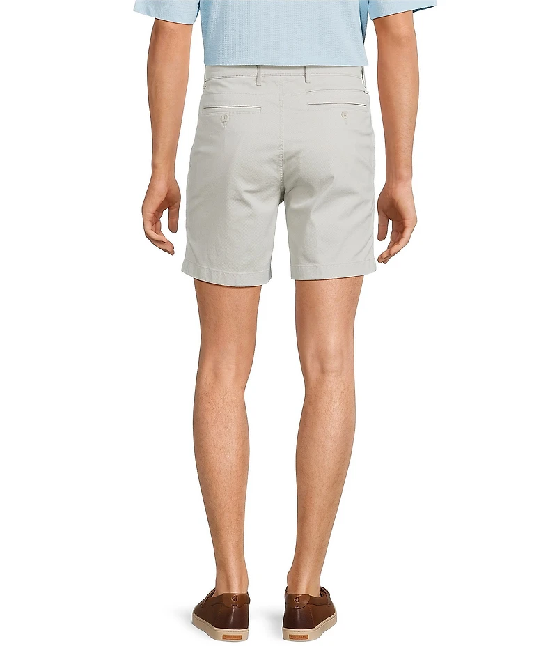 Roundtree & Yorke Casual Straight Fit Flat Front Tech Pocket Printed 7#double; Inseam Shorts