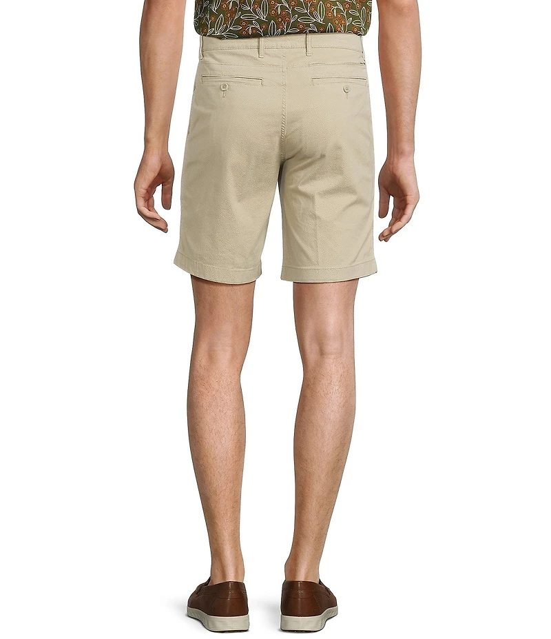 Roundtree & Yorke Casual Straight Fit Flat Front Printed 9#double; Inseam Shorts
