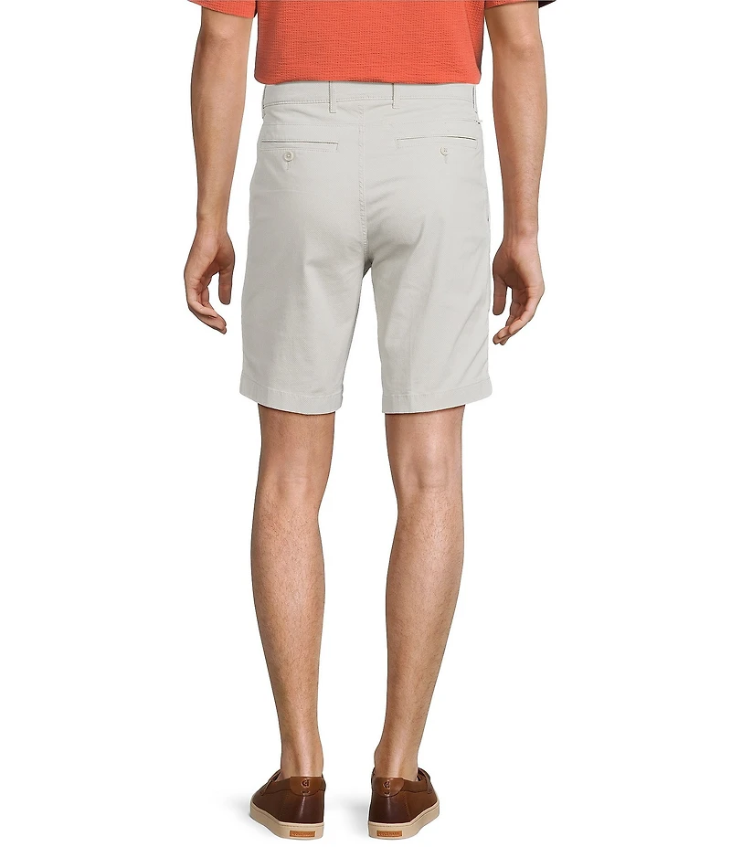 Roundtree & Yorke Casual Straight Fit Flat Front Printed 9#double; Inseam Shorts