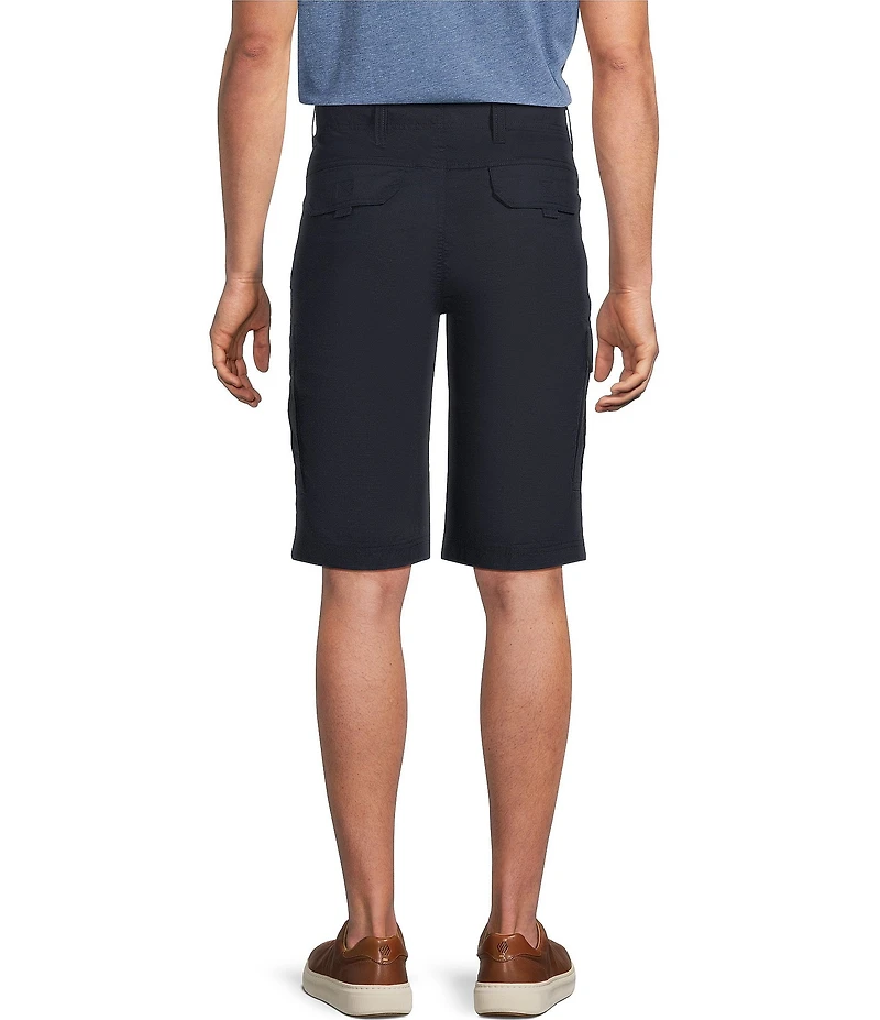Roundtree & Yorke Classic Fit 13#double; Inseam Utility Cargo Shorts