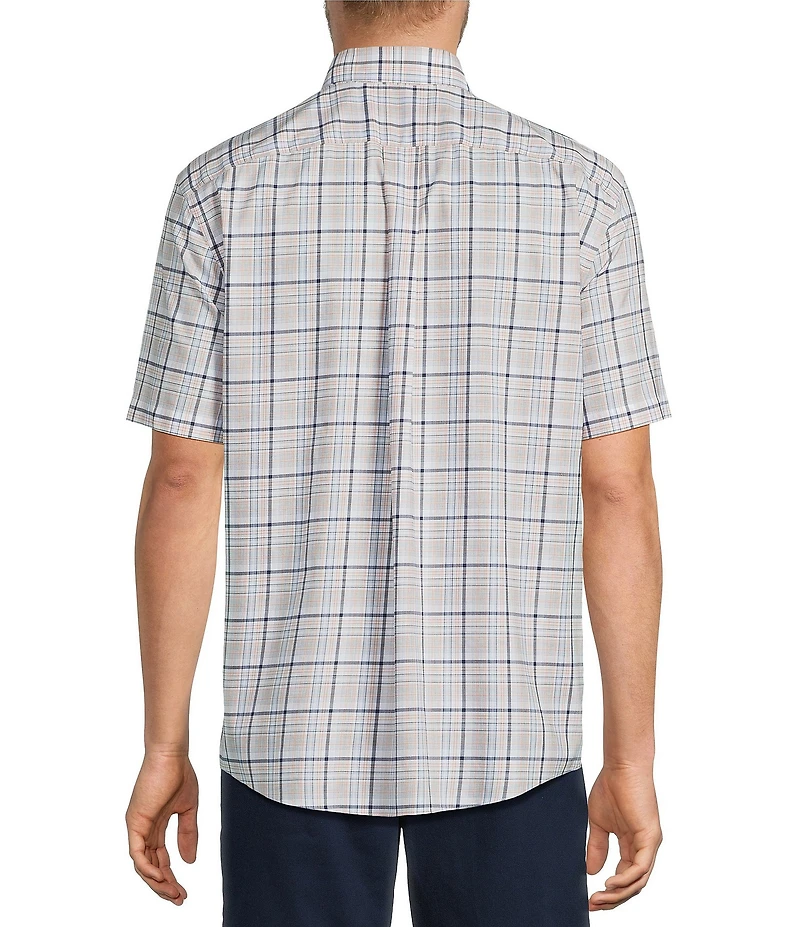Roundtree & Yorke Gold Label Non-Iron Button Down Collar Short Sleeve Plaid Sport Shirt
