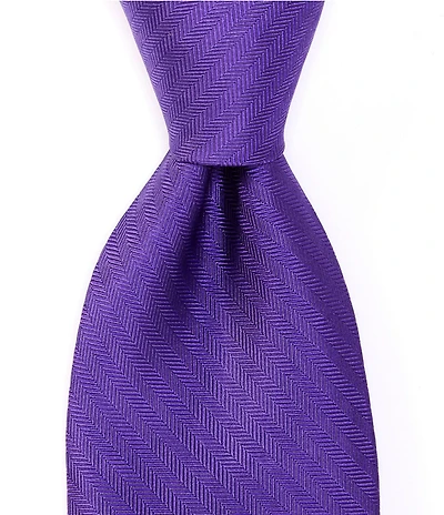 Roundtree & Yorke Herringbone Solid Narrow 3 1/8#double; Silk Tie