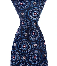 Roundtree & Yorke Large Medallion 3 3/8#double; Woven Silk Tie