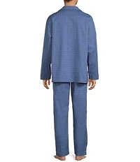 Roundtree & Yorke Long-Sleeve Pajama Top & Pajama Pants Set
