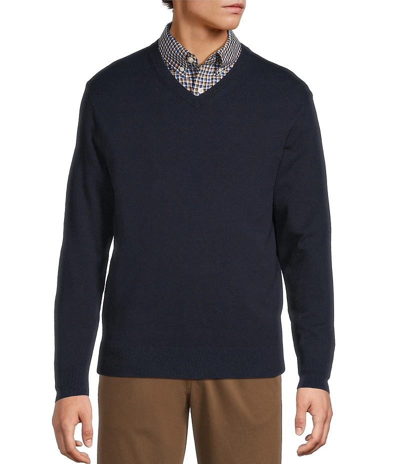 Roundtree & Yorke Long Sleeve Solid V-Neck Pullover Sweater
