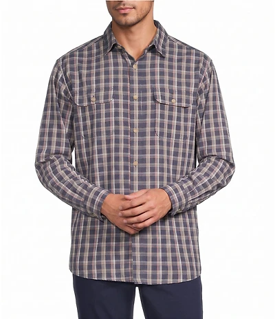 Roundtree & Yorke Medium Plaid Sport Shirt