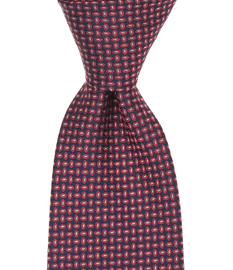 Roundtree & Yorke Micro Neat Traditional Silk Blend Tie