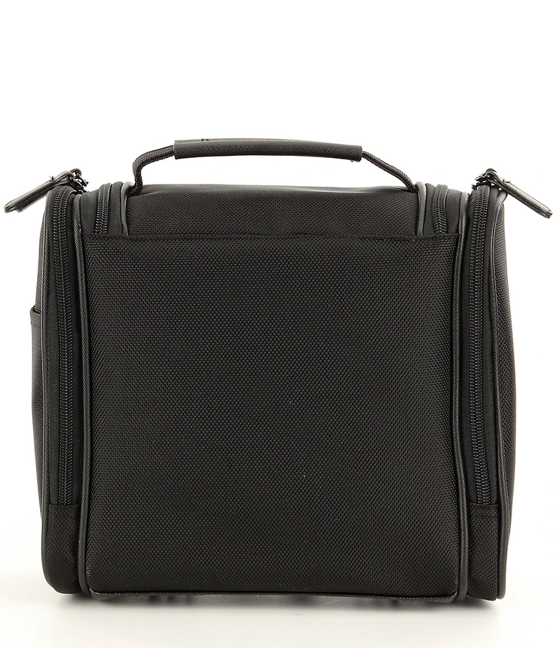 Roundtree & Yorke Nylon Hanging Travel Kit