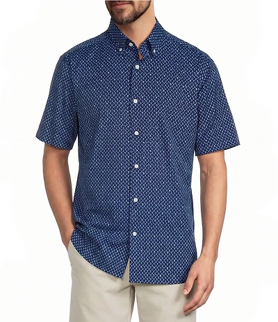 Roundtree & Yorke Performance Short Sleeve Shark Print Twill Sport Shirt