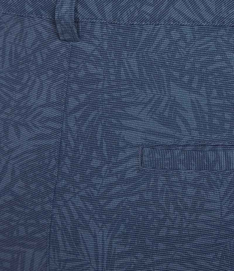 Roundtree & Yorke Performance Straight Fit Flat Front 9#double; Leaf Printed Shorts
