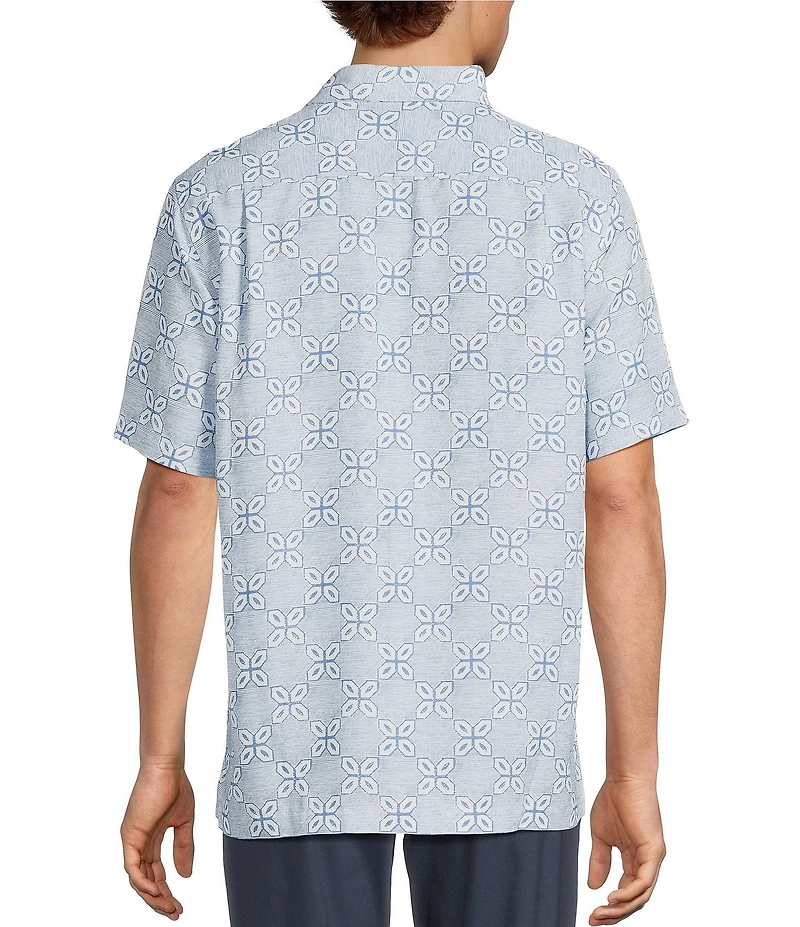 Roundtree & Yorke Short Sleeve Geo Print Hangout Sport Shirt
