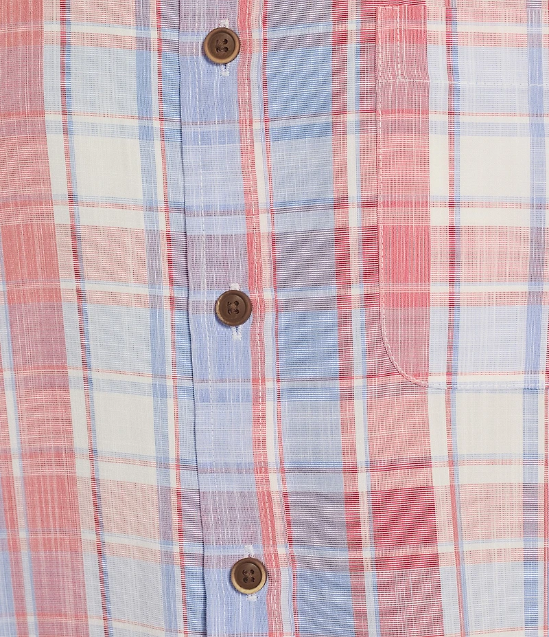 Roundtree & Yorke Short Sleeve Large Plaid Polynosic Sport Shirt