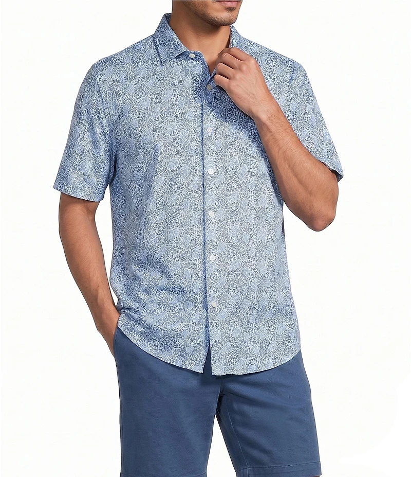 Roundtree & Yorke Short Sleeve Leaf Print Button Front Shirt