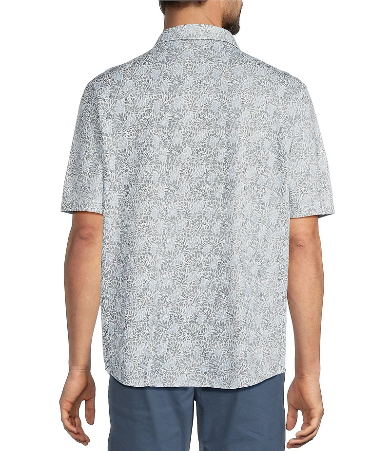 Roundtree & Yorke Short Sleeve Leaf Print Button Front Shirt