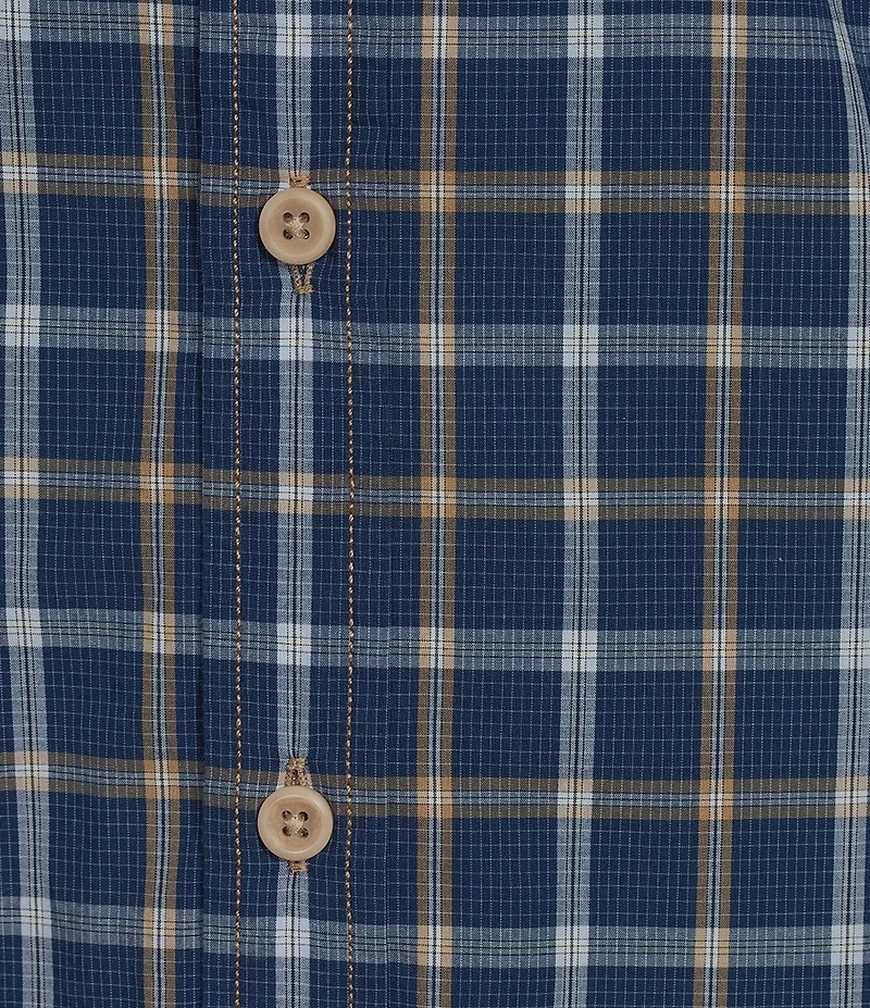 Roundtree & Yorke Short Sleeve Plaid Sport Shirt