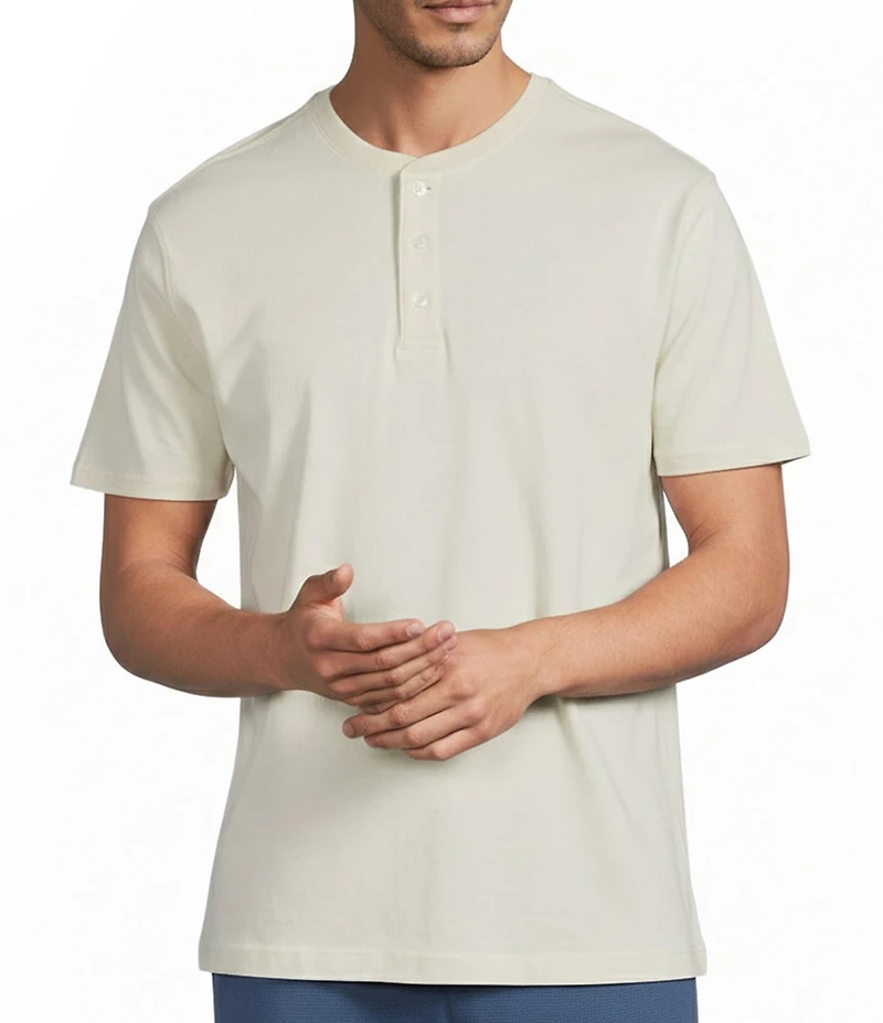 Roundtree & Yorke Solid Cloud Short Sleeve Henley Shirt