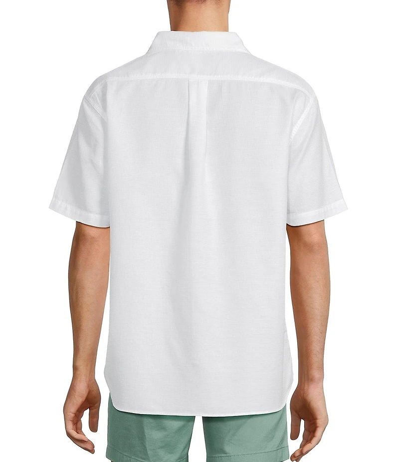Roundtree & Yorke Short Sleeve Textured Solid Sport Shirt