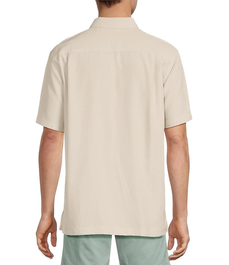 Roundtree & Yorke Short Sleeve Textured Solid Sport Shirt