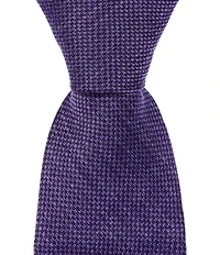 Roundtree & Yorke Solid 2 3/4#double; Silk Tie