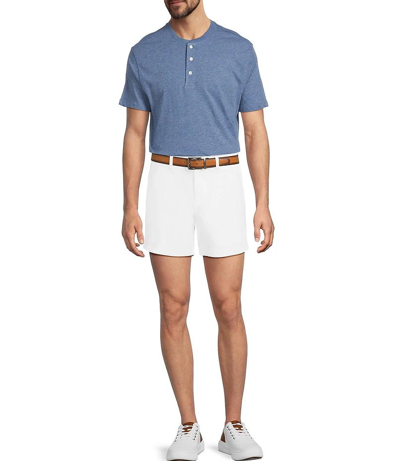 Roundtree & Yorke The Cloud Straight Fit Flat Front 5#double; Inseam Chino Shorts