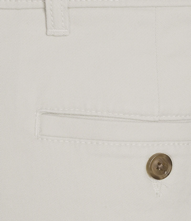 Roundtree & Yorke The Cloud Washed Classic Fit Flat Front 13#double; Chino Shorts