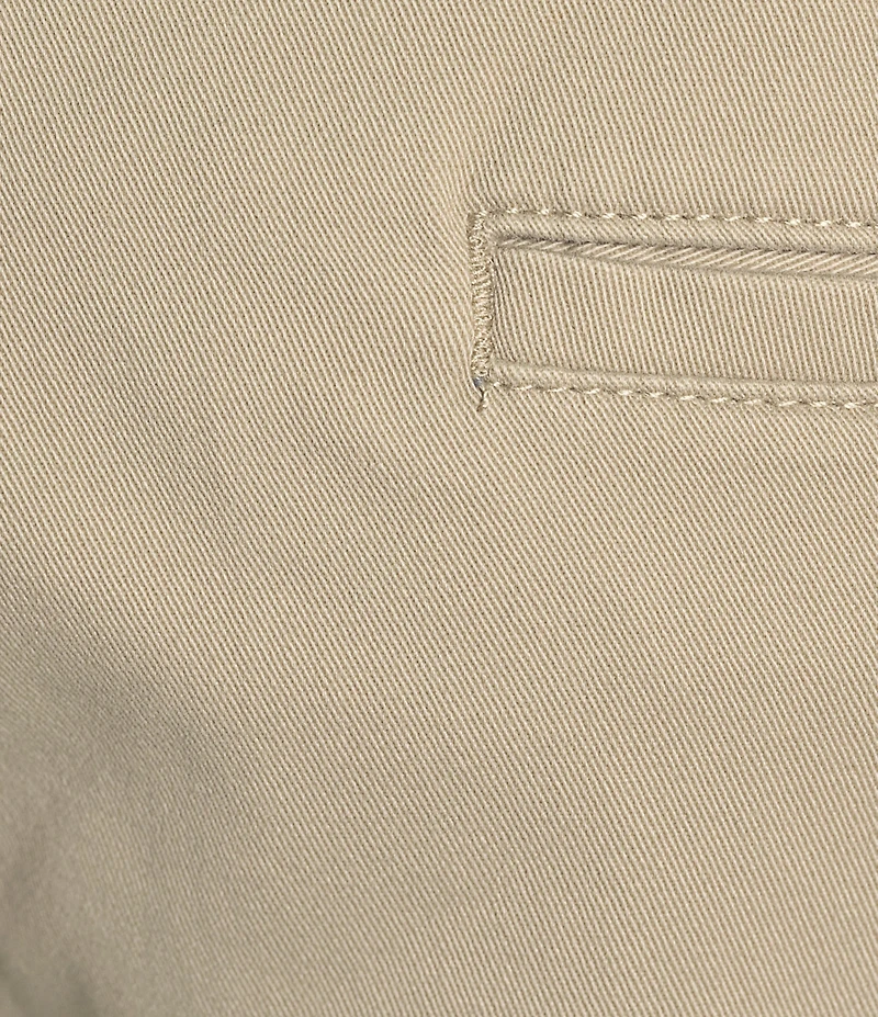 Roundtree & Yorke The Cloud Washed Classic Fit Flat Front 13#double; Chino Shorts