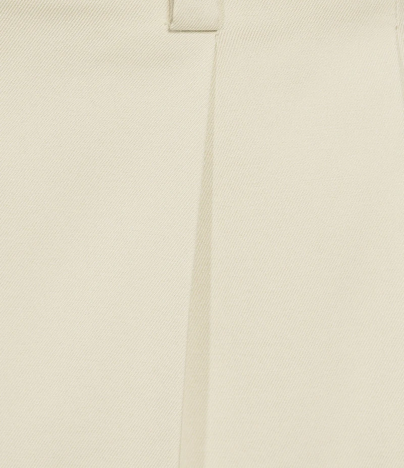 Roundtree & Yorke The Fairway Collection 9#double; Inseam Pleated Performance Shorts