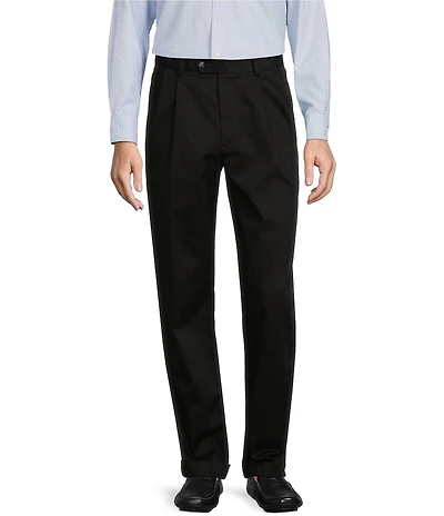 Roundtree & Yorke TravelSmart Ultimate Performance Classic Fit Pleated Non-Iron Chino Pants