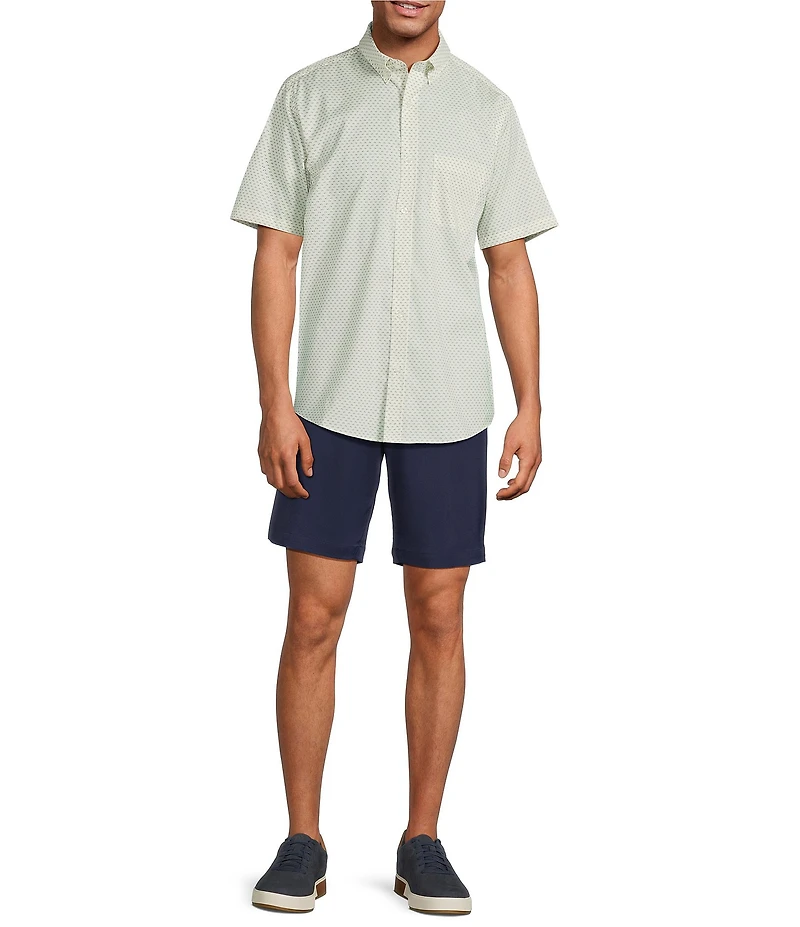 Roundtree & Yorke TravelSmart Easy Care Button Down Collar Short Sleeve Poplin Leaf Print Sport Shirt
